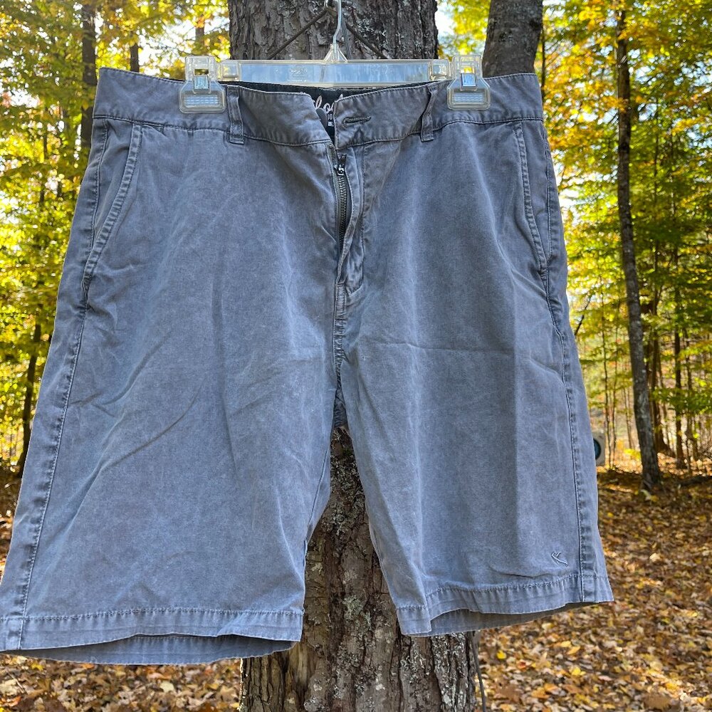 Lost Brand Jobless Chino Shorts – Casual, Comfortable & Stylish